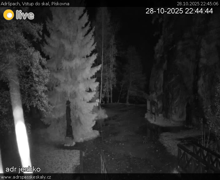 Adršpach - Vstup do skal, Pískovna - 28.10.2025 v 22:45 Adršpach - Vstup do skal, Pískovna - 28.10.2025 v 22:45