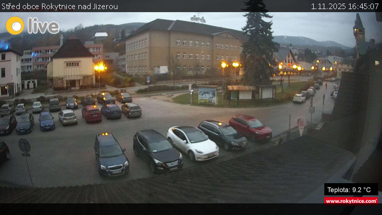Město Rokytnice nad Jizerou - Střed obce Rokytnice nad Jizerou - 1.11.2025 v 16:45 Město Rokytnice nad Jizerou - Střed obce Rokytnice nad Jizerou - 1.11.2025 v 16:45