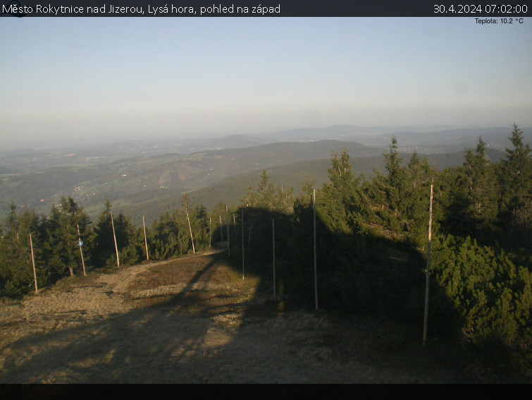 Město Rokytnice nad Jizerou - Lysá hora, pohled na západ - 30.4.2024 v 07:02