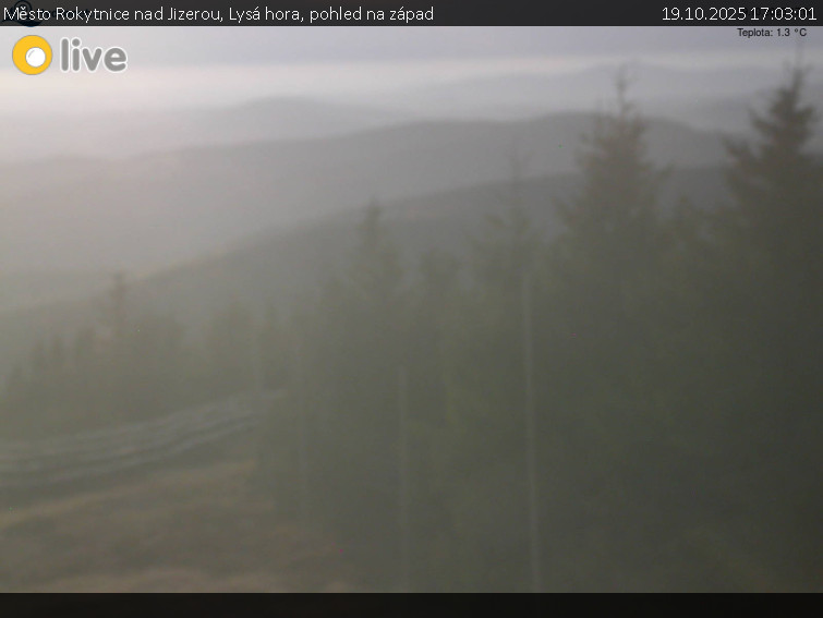 Město Rokytnice nad Jizerou - Lysá hora, pohled na západ - 19.10.2025 v 17:03 Město Rokytnice nad Jizerou - Lysá hora, pohled na západ - 19.10.2025 v 17:03