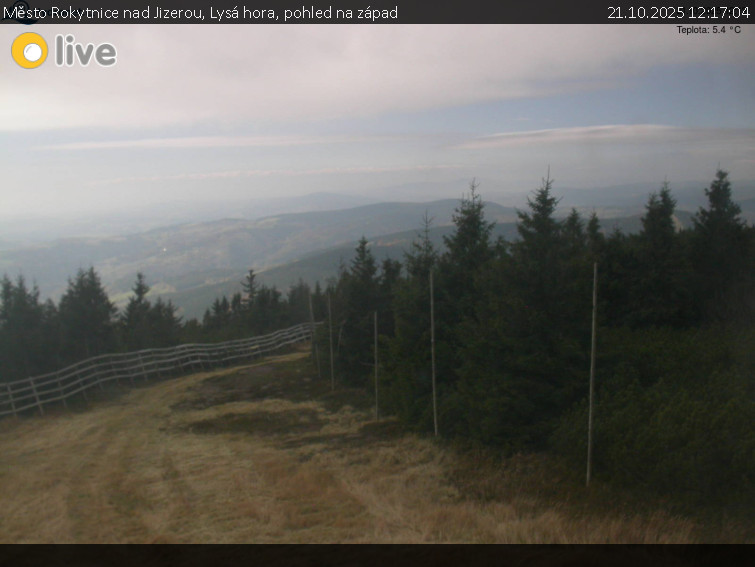 Město Rokytnice nad Jizerou - Lysá hora, pohled na západ - 21.10.2025 v 12:17 Město Rokytnice nad Jizerou - Lysá hora, pohled na západ - 21.10.2025 v 12:17