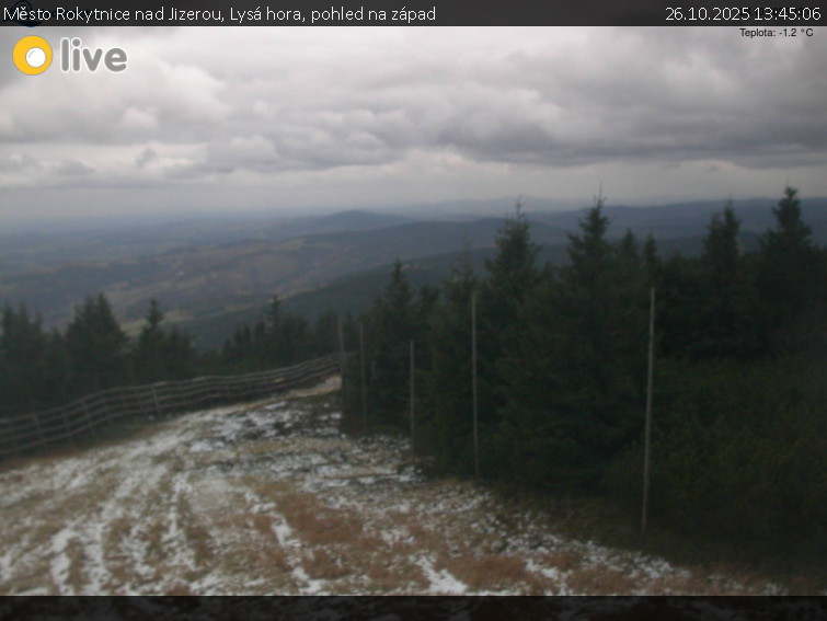 Město Rokytnice nad Jizerou - Lysá hora, pohled na západ - 26.10.2025 v 13:45 Město Rokytnice nad Jizerou - Lysá hora, pohled na západ - 26.10.2025 v 13:45