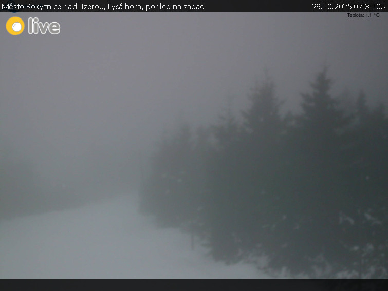 Město Rokytnice nad Jizerou - Lysá hora, pohled na západ - 29.10.2025 v 07:31 Město Rokytnice nad Jizerou - Lysá hora, pohled na západ - 29.10.2025 v 07:31