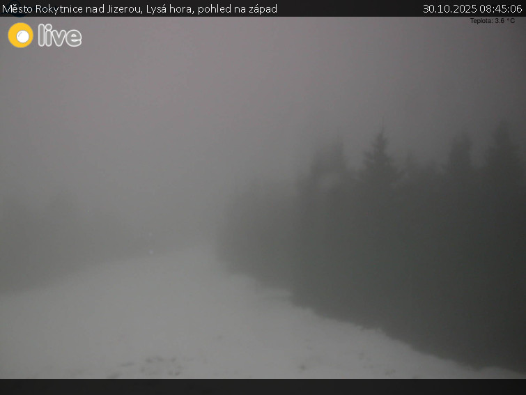 Město Rokytnice nad Jizerou - Lysá hora, pohled na západ - 30.10.2025 v 08:45 Město Rokytnice nad Jizerou - Lysá hora, pohled na západ - 30.10.2025 v 08:45