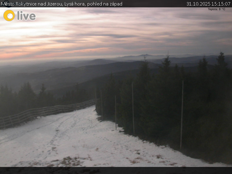 Město Rokytnice nad Jizerou - Lysá hora, pohled na západ - 31.10.2025 v 15:15 Město Rokytnice nad Jizerou - Lysá hora, pohled na západ - 31.10.2025 v 15:15