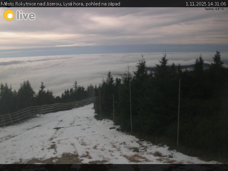 Město Rokytnice nad Jizerou - Lysá hora, pohled na západ - 1.11.2025 v 14:31 Město Rokytnice nad Jizerou - Lysá hora, pohled na západ - 1.11.2025 v 14:31