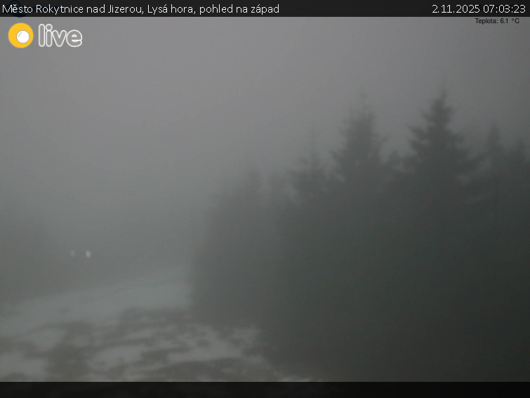 Město Rokytnice nad Jizerou - Lysá hora, pohled na západ - 2.11.2025 v 07:03 Město Rokytnice nad Jizerou - Lysá hora, pohled na západ - 2.11.2025 v 07:03