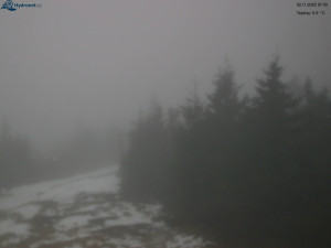 Město Rokytnice nad Jizerou - Lysá hora, pohled na západ - 2.11.2025 v 07:45 Město Rokytnice nad Jizerou - Lysá hora, pohled na západ - 2.11.2025 v 07:45