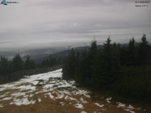 Město Rokytnice nad Jizerou - Lysá hora, pohled na západ - 2.11.2025 v 08:45 Město Rokytnice nad Jizerou - Lysá hora, pohled na západ - 2.11.2025 v 08:45