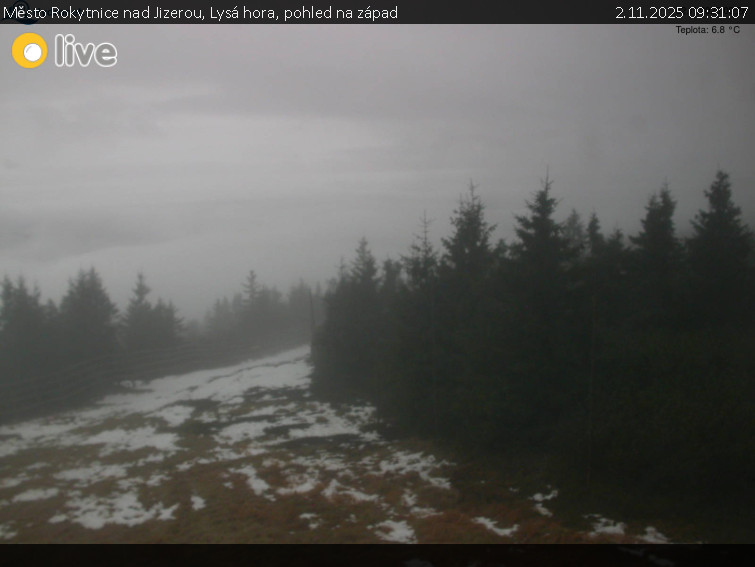Město Rokytnice nad Jizerou - Lysá hora, pohled na západ - 2.11.2025 v 09:31 Město Rokytnice nad Jizerou - Lysá hora, pohled na západ - 2.11.2025 v 09:31