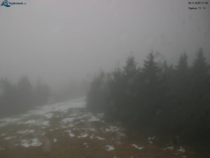 Město Rokytnice nad Jizerou - Lysá hora, pohled na západ - 2.11.2025 v 11:45 Město Rokytnice nad Jizerou - Lysá hora, pohled na západ - 2.11.2025 v 11:45