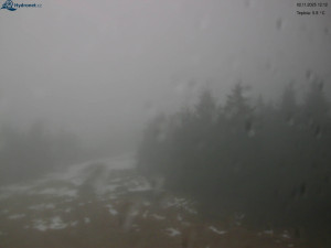 Město Rokytnice nad Jizerou - Lysá hora, pohled na západ - 2.11.2025 v 12:15 Město Rokytnice nad Jizerou - Lysá hora, pohled na západ - 2.11.2025 v 12:15