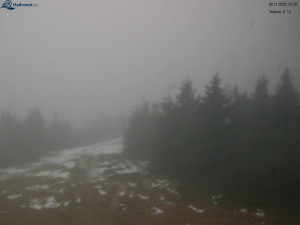 Město Rokytnice nad Jizerou - Lysá hora, pohled na západ - 2.11.2025 v 13:15 Město Rokytnice nad Jizerou - Lysá hora, pohled na západ - 2.11.2025 v 13:15