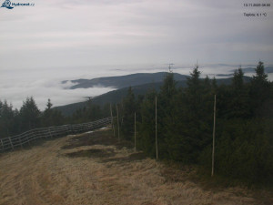 Město Rokytnice nad Jizerou - Lysá hora, pohled na západ - 13.11.2025 v 08:03 Město Rokytnice nad Jizerou - Lysá hora, pohled na západ - 13.11.2025 v 08:03