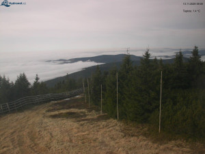 Město Rokytnice nad Jizerou - Lysá hora, pohled na západ - 13.11.2025 v 09:03 Město Rokytnice nad Jizerou - Lysá hora, pohled na západ - 13.11.2025 v 09:03