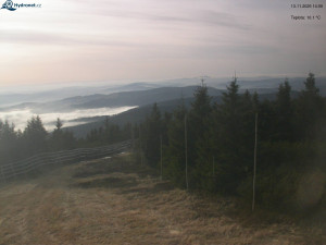 Město Rokytnice nad Jizerou - Lysá hora, pohled na západ - 13.11.2025 v 14:03 Město Rokytnice nad Jizerou - Lysá hora, pohled na západ - 13.11.2025 v 14:03