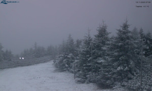 Město Rokytnice nad Jizerou - Lysá hora, pohled na západ - 18.11.2025 v 07:03 Město Rokytnice nad Jizerou - Lysá hora, pohled na západ - 18.11.2025 v 07:03