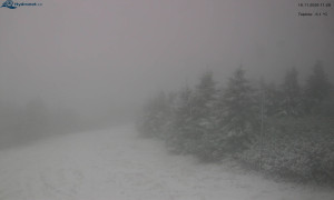 Město Rokytnice nad Jizerou - Lysá hora, pohled na západ - 18.11.2025 v 11:31 Město Rokytnice nad Jizerou - Lysá hora, pohled na západ - 18.11.2025 v 11:31