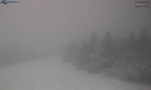 Město Rokytnice nad Jizerou - Lysá hora, pohled na západ - 18.11.2025 v 12:15 Město Rokytnice nad Jizerou - Lysá hora, pohled na západ - 18.11.2025 v 12:15