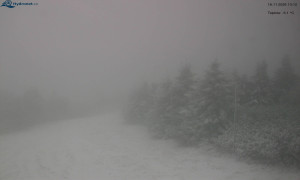 Město Rokytnice nad Jizerou - Lysá hora, pohled na západ - 18.11.2025 v 13:15 Město Rokytnice nad Jizerou - Lysá hora, pohled na západ - 18.11.2025 v 13:15