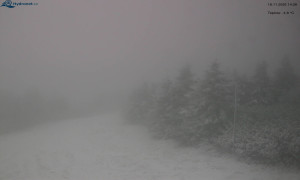 Město Rokytnice nad Jizerou - Lysá hora, pohled na západ - 18.11.2025 v 14:31 Město Rokytnice nad Jizerou - Lysá hora, pohled na západ - 18.11.2025 v 14:31