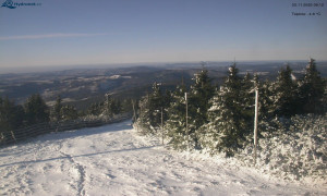 Město Rokytnice nad Jizerou - Lysá hora, pohled na západ - 23.11.2025 v 09:15 Město Rokytnice nad Jizerou - Lysá hora, pohled na západ - 23.11.2025 v 09:15