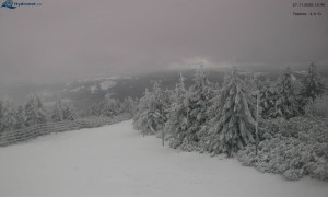 Město Rokytnice nad Jizerou - Lysá hora, pohled na západ - 27.11.2025 v 12:45 Město Rokytnice nad Jizerou - Lysá hora, pohled na západ - 27.11.2025 v 12:45