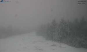 Město Rokytnice nad Jizerou - Lysá hora, pohled na západ - 2.12.2025 v 09:15 Město Rokytnice nad Jizerou - Lysá hora, pohled na západ - 2.12.2025 v 09:15