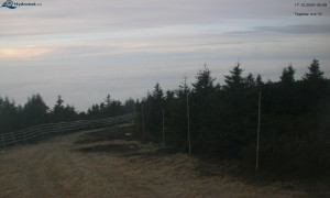 Město Rokytnice nad Jizerou - Lysá hora, pohled na západ - 17.12.2025 v 08:31 Město Rokytnice nad Jizerou - Lysá hora, pohled na západ - 17.12.2025 v 08:31