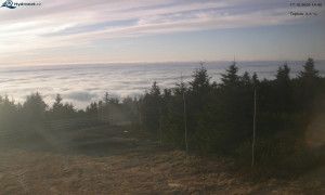 Město Rokytnice nad Jizerou - Lysá hora, pohled na západ - 17.12.2025 v 14:45 Město Rokytnice nad Jizerou - Lysá hora, pohled na západ - 17.12.2025 v 14:45
