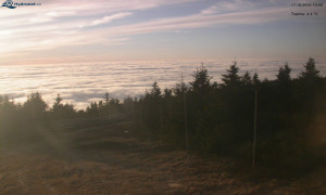 Město Rokytnice nad Jizerou - Lysá hora, pohled na západ - 17.12.2025 v 15:03 Město Rokytnice nad Jizerou - Lysá hora, pohled na západ - 17.12.2025 v 15:03