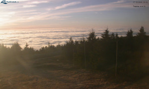 Město Rokytnice nad Jizerou - Lysá hora, pohled na západ - 17.12.2025 v 15:15 Město Rokytnice nad Jizerou - Lysá hora, pohled na západ - 17.12.2025 v 15:15