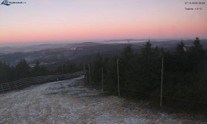 Město Rokytnice nad Jizerou - Lysá hora, pohled na západ - 27.12.2025 v 08:03 Město Rokytnice nad Jizerou - Lysá hora, pohled na západ - 27.12.2025 v 08:03