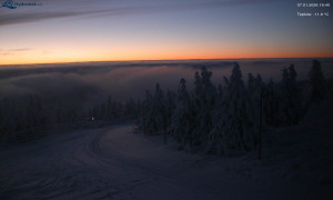 Město Rokytnice nad Jizerou - Lysá hora, pohled na západ - 7.1.2026 v 16:45 Město Rokytnice nad Jizerou - Lysá hora, pohled na západ - 7.1.2026 v 16:45