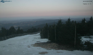 Město Rokytnice nad Jizerou - Lysá hora, pohled na západ - 28.3.2026 v 06:01 Město Rokytnice nad Jizerou - Lysá hora, pohled na západ - 28.3.2026 v 06:01