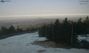 Město Rokytnice nad Jizerou - Lysá hora, pohled na západ - 28.3.2026 v 06:45 Město Rokytnice nad Jizerou - Lysá hora, pohled na západ - 28.3.2026 v 06:45