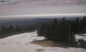 Město Rokytnice nad Jizerou - Lysá hora, pohled na západ - 28.3.2026 v 08:15 Město Rokytnice nad Jizerou - Lysá hora, pohled na západ - 28.3.2026 v 08:15