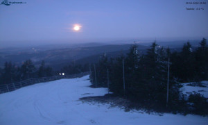 Město Rokytnice nad Jizerou - Lysá hora, pohled na západ - 2.4.2026 v 06:01 Město Rokytnice nad Jizerou - Lysá hora, pohled na západ - 2.4.2026 v 06:01