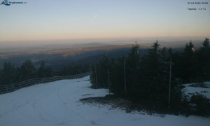Město Rokytnice nad Jizerou - Lysá hora, pohled na západ - 2.4.2026 v 07:01 Město Rokytnice nad Jizerou - Lysá hora, pohled na západ - 2.4.2026 v 07:01