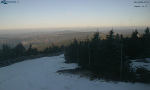 Město Rokytnice nad Jizerou - Lysá hora, pohled na západ - 2.4.2026 v 07:15 Město Rokytnice nad Jizerou - Lysá hora, pohled na západ - 2.4.2026 v 07:15