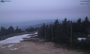 Město Rokytnice nad Jizerou - Lysá hora, pohled na západ - 12.4.2026 v 06:01 Město Rokytnice nad Jizerou - Lysá hora, pohled na západ - 12.4.2026 v 06:01