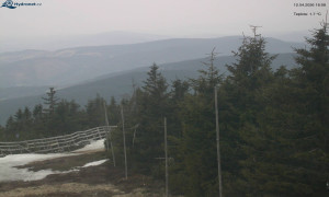 Město Rokytnice nad Jizerou - Lysá hora, pohled na západ - 12.4.2026 v 19:01 Město Rokytnice nad Jizerou - Lysá hora, pohled na západ - 12.4.2026 v 19:01
