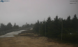 Město Rokytnice nad Jizerou - Lysá hora, pohled na západ - 16.4.2026 v 07:45 Město Rokytnice nad Jizerou - Lysá hora, pohled na západ - 16.4.2026 v 07:45