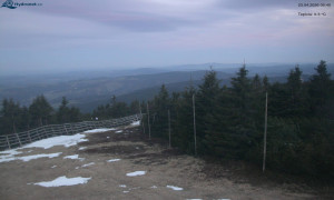 Město Rokytnice nad Jizerou - Lysá hora, pohled na západ - 23.4.2026 v 05:45 Město Rokytnice nad Jizerou - Lysá hora, pohled na západ - 23.4.2026 v 05:45