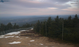 Město Rokytnice nad Jizerou - Lysá hora, pohled na západ - 23.4.2026 v 06:01 Město Rokytnice nad Jizerou - Lysá hora, pohled na západ - 23.4.2026 v 06:01