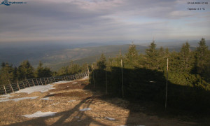 Město Rokytnice nad Jizerou - Lysá hora, pohled na západ - 23.4.2026 v 07:31 Město Rokytnice nad Jizerou - Lysá hora, pohled na západ - 23.4.2026 v 07:31