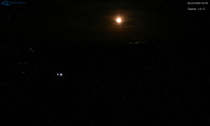 Město Rokytnice nad Jizerou - Lysá hora, pohled na západ - 28.4.2026 v 03:45 Město Rokytnice nad Jizerou - Lysá hora, pohled na západ - 28.4.2026 v 03:45