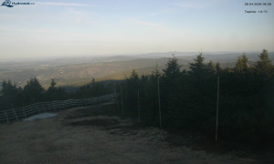 Město Rokytnice nad Jizerou - Lysá hora, pohled na západ - 28.4.2026 v 06:31 Město Rokytnice nad Jizerou - Lysá hora, pohled na západ - 28.4.2026 v 06:31