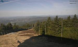 Město Rokytnice nad Jizerou - Lysá hora, pohled na západ - 28.4.2026 v 08:15 Město Rokytnice nad Jizerou - Lysá hora, pohled na západ - 28.4.2026 v 08:15