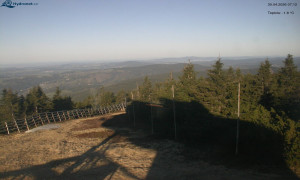 Město Rokytnice nad Jizerou - Lysá hora, pohled na západ - 30.4.2026 v 07:15 Město Rokytnice nad Jizerou - Lysá hora, pohled na západ - 30.4.2026 v 07:15